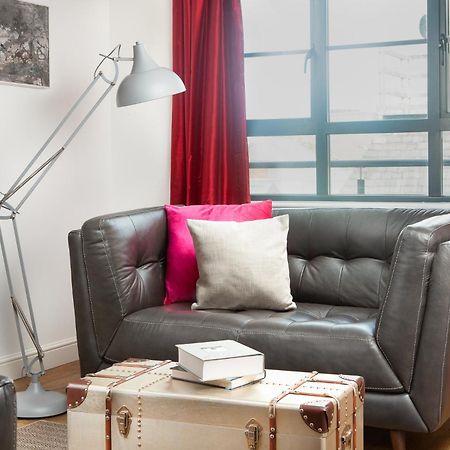 Boutique 1 Bdrm Duplex Suite On Marina 305 كينغستون أبون هول المظهر الخارجي الصورة