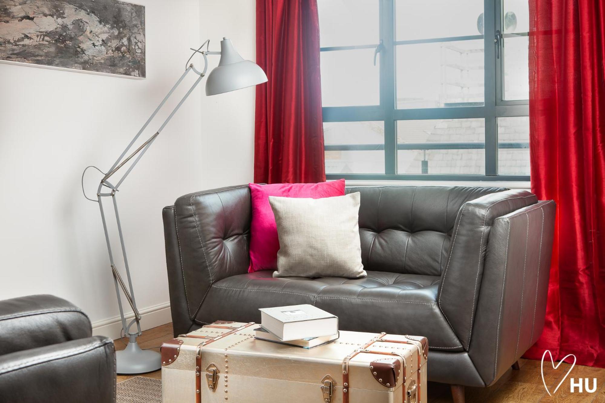 Boutique 1 Bdrm Duplex Suite On Marina 305 كينغستون أبون هول المظهر الخارجي الصورة